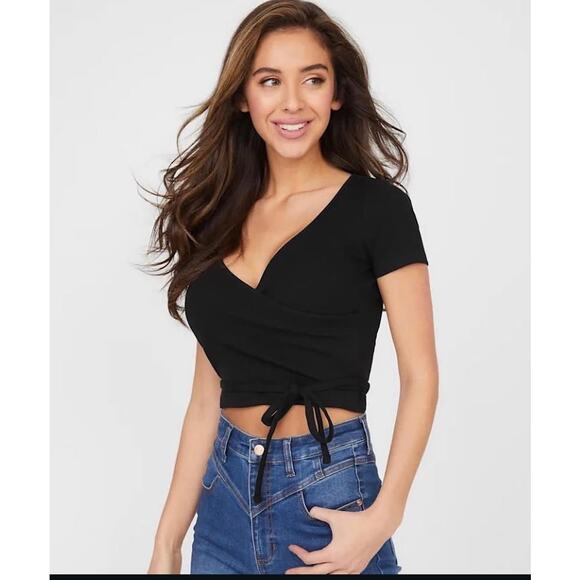 Guess Black cropped short sleeve shirt Wrap Tee ribbed Women’s XL stretch - Picture 1 of 7